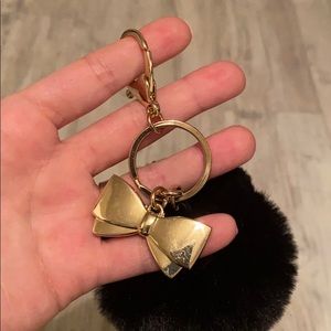 🖤 Black Pom Pom Key Chain